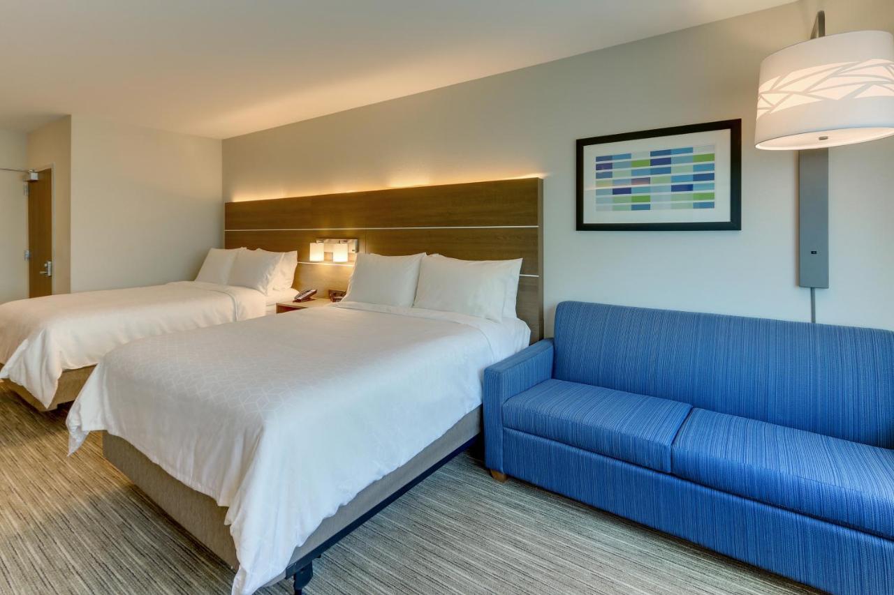 Holiday Inn Express & Suites - Roanoke - Civic Center Экстерьер фото