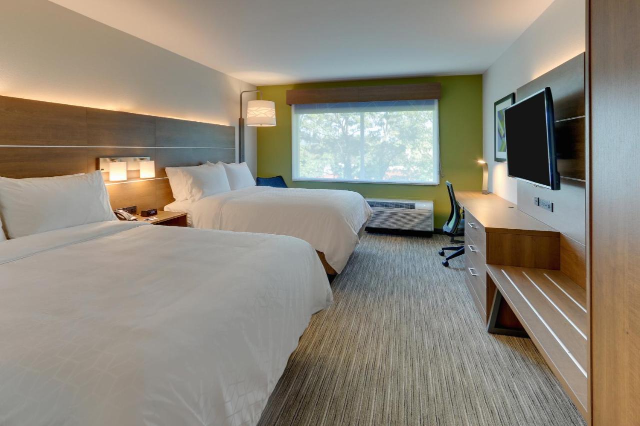 Holiday Inn Express & Suites - Roanoke - Civic Center Экстерьер фото